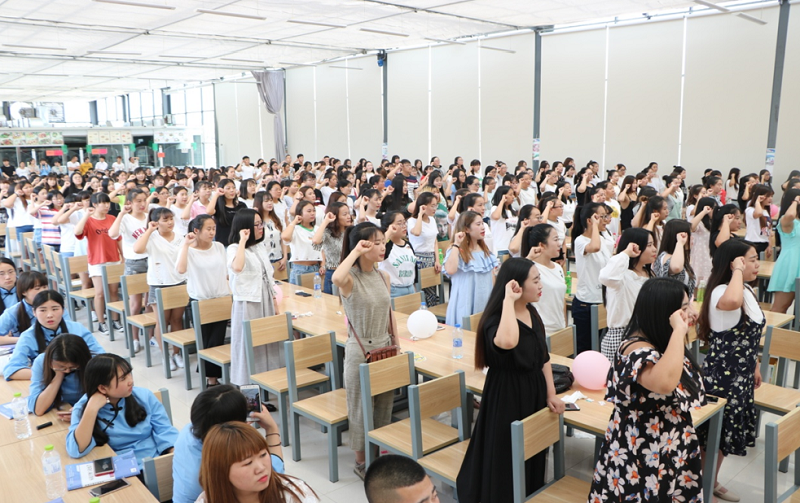 醫學技術系2015級全體學生進行宣誓